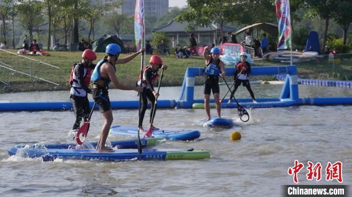 2024中国桨板球公开赛广州白云湖落幕 近300选手角