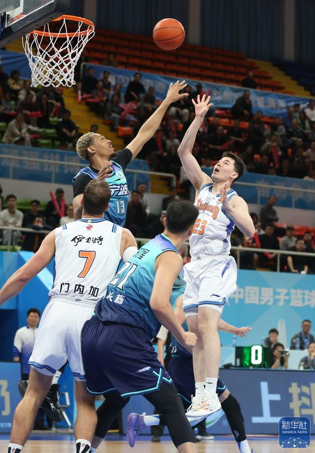 宁波町渥主场力克新疆伊力特 84-63大胜终结连败