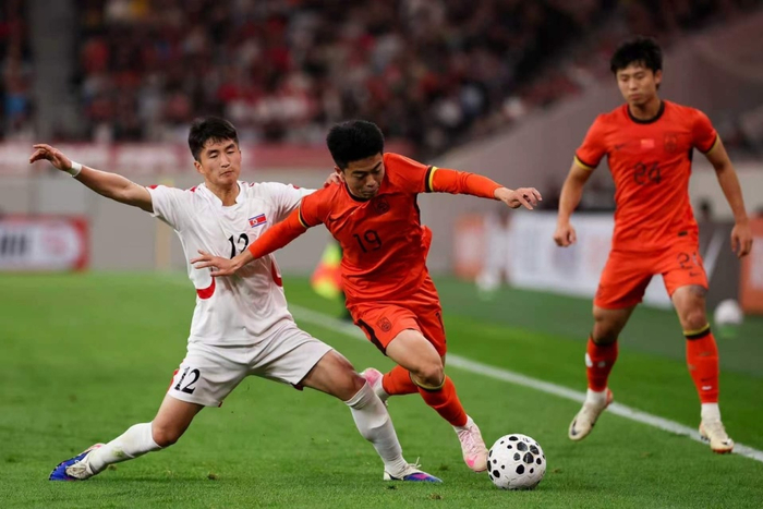 U23国足战平朝鲜黄健翔：需给球队时间成长