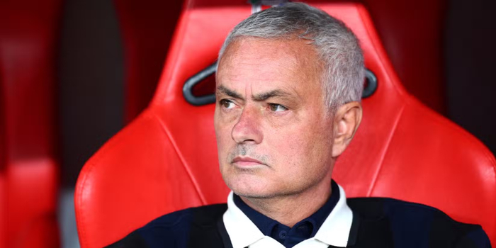 穆里尼奥或重返英超执掌纽卡帅印 埃迪豪帅位悬