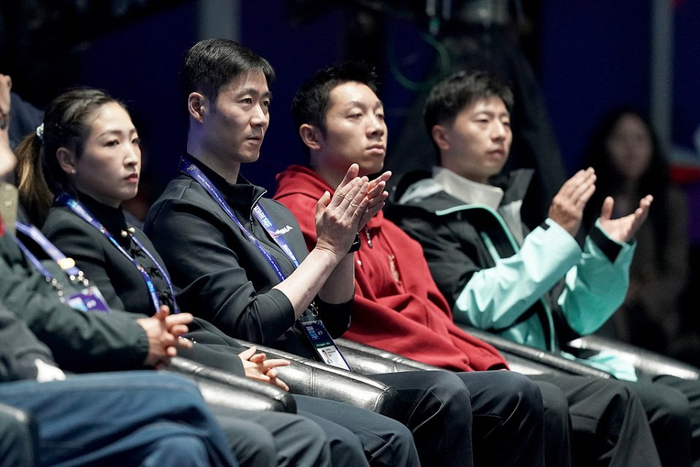 中国男团逆转突围 老将助阵年轻队员突破自我